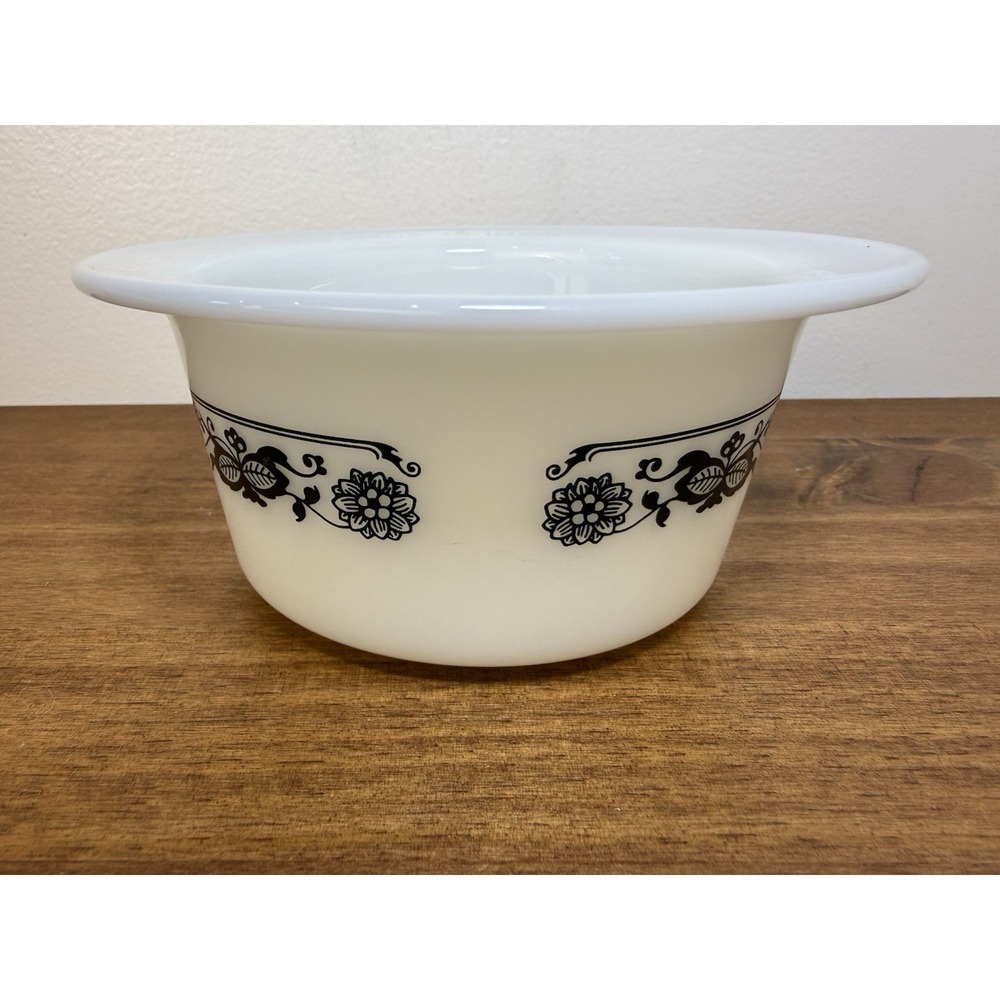 Vintage Pyrex Old Town Blue Onion Butter Tub Dish Bowl 75 Corning Milk Glass USA